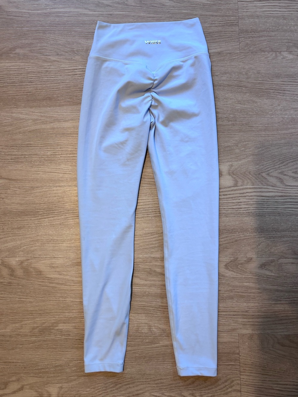 WISKII Women’s M Riviera V-Waist Scrunch Legging Light Blue